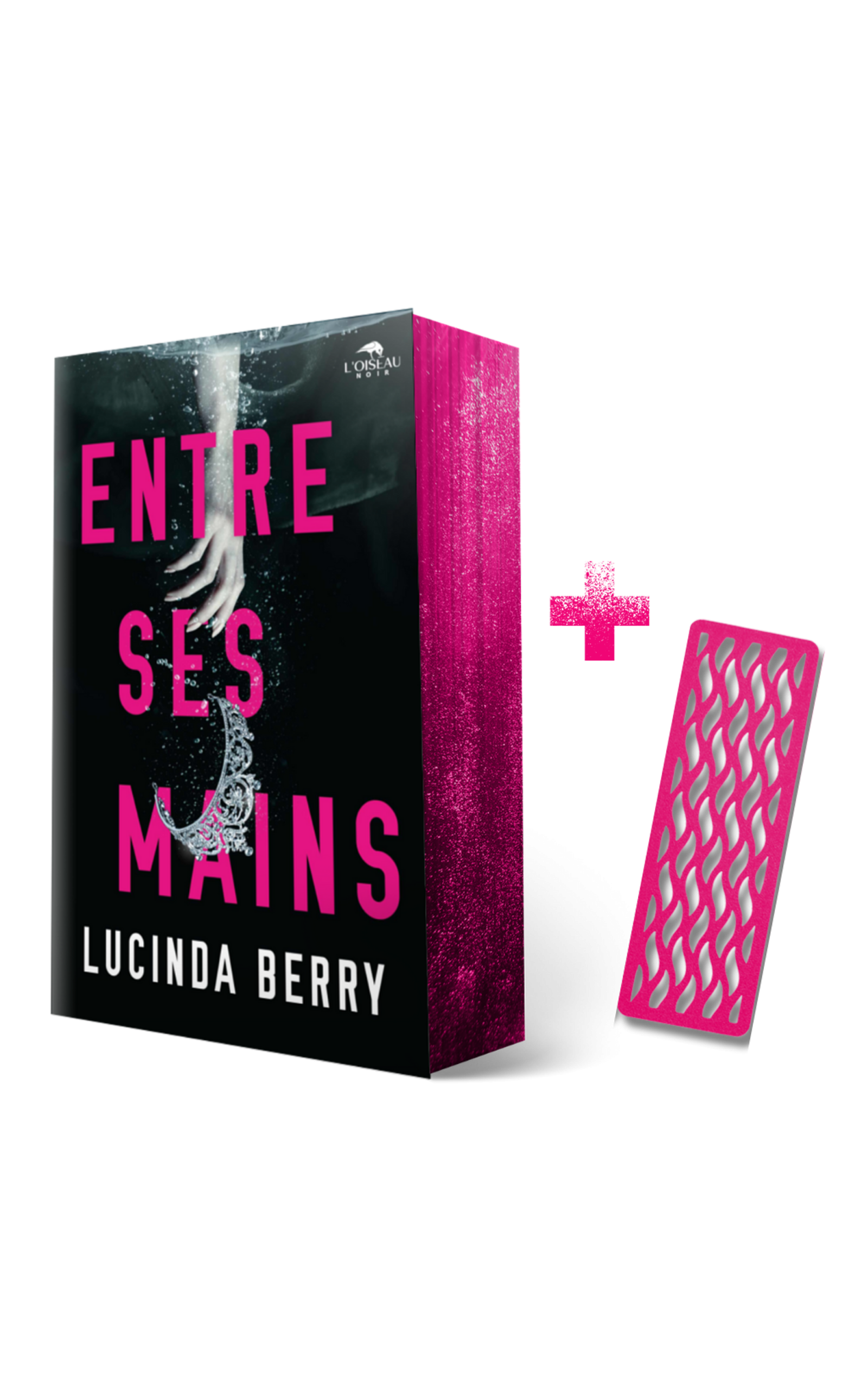 Un livre français intitulé L'Ultime Randonnée est présenté avec un marque-page rose exclusif à précommande, qui présente une découpe ondulée, et tous deux ont des accents roses assortis.